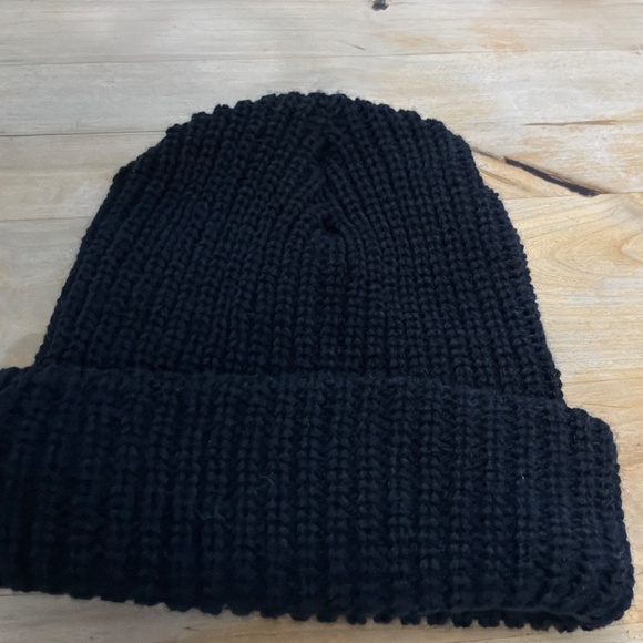 IMOGENE & WILLIE  KNIT CAP
